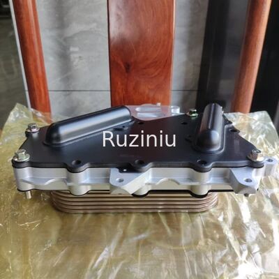 4133Y042 Perkins Motor Parçaları C7.1 C6.6 İçin Yağ Radyatörü / Soğutucu Tertibatı